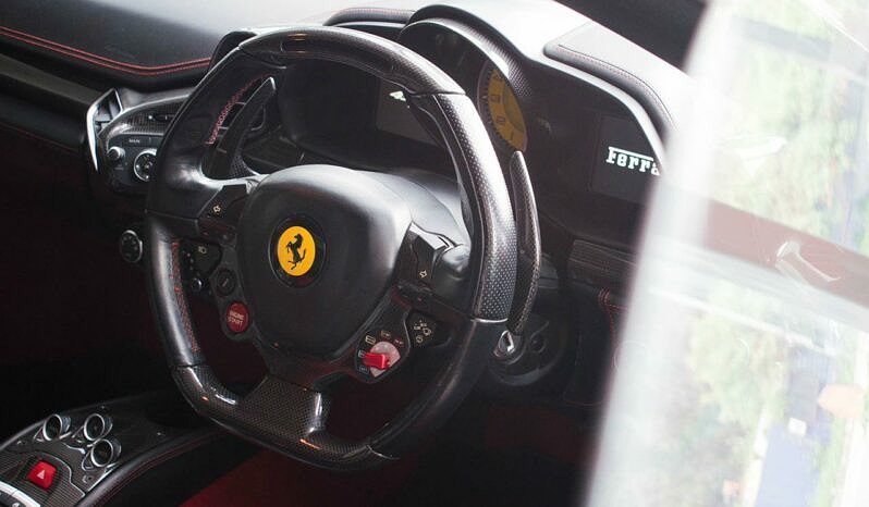 Ferrari 458 Spider F1-DCT full