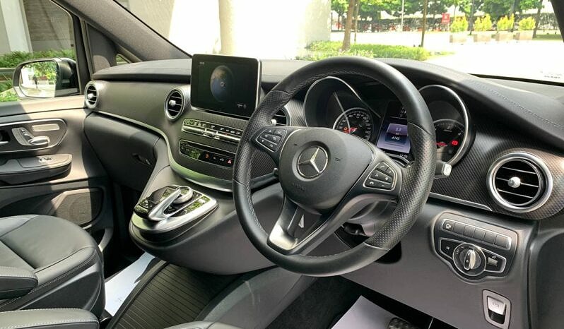 Mercedes Benz V 250 D AMG Line Extra Long Wheelbase full