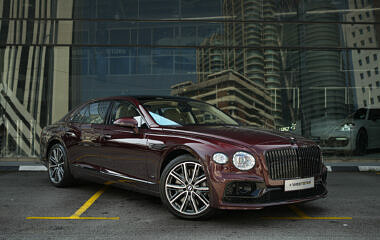 Bentley Flying Spur V8 Mulliner