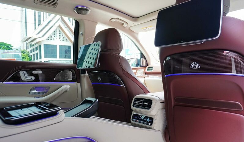 Mercedes-Benz Maybach GLS600 First Class full