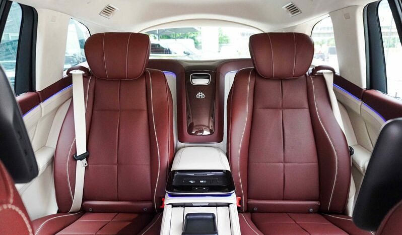 Mercedes-Benz Maybach GLS600 First Class full