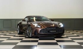 Aston Martin DB12 Volante