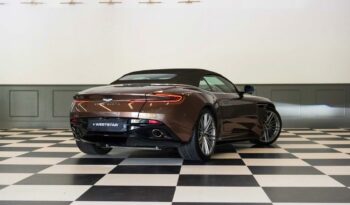 Aston Martin DB12 Volante full