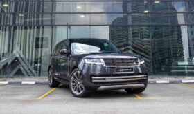 Land Rover New Range Rover P400 SE