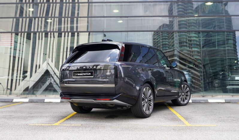 Land Rover New Range Rover P400 SE full