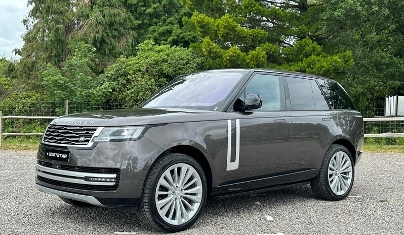 Land Rover New Range Rover P530 First Edition full