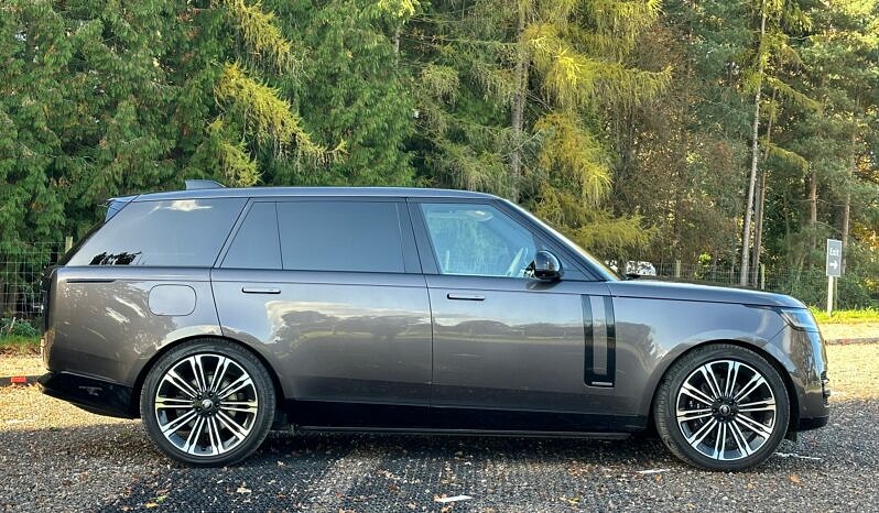Land Rover New Range Rover LWB D350 Autobiography full
