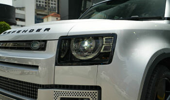 Land Rover Defender 110 SE D240 full
