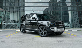 Land Rover Defender 110 SE D240