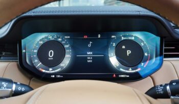 Land Rover New Range Rover P400 HSE full