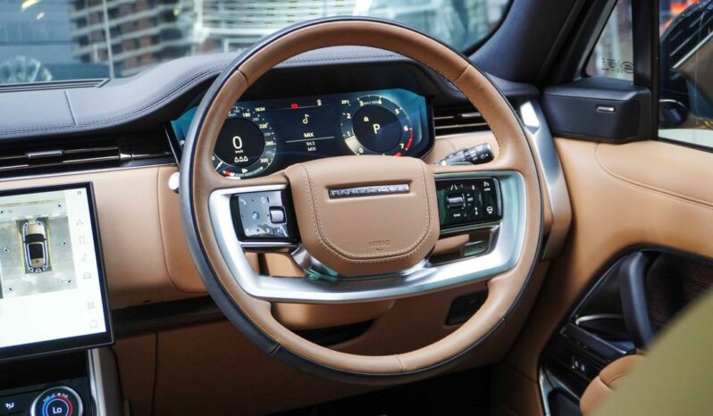 Land Rover New Range Rover P400 HSE full