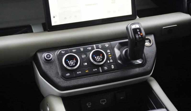 Land Rover Defender 110 P400 XS Edition – 7 Seat full