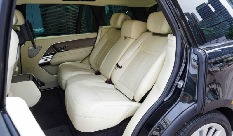 Land Rover New Range Rover P530 First Edition LWB full