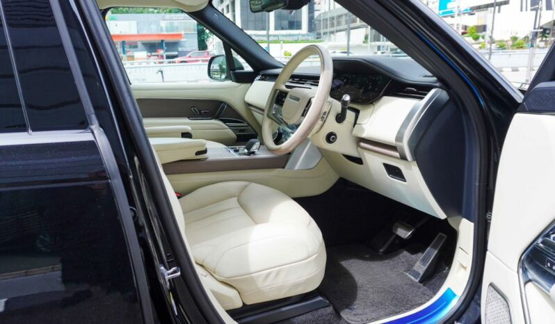 Land Rover New Range Rover P530 First Edition LWB full