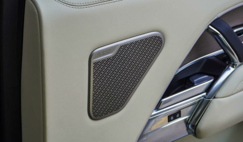 Land Rover New Range Rover P530 First Edition LWB full