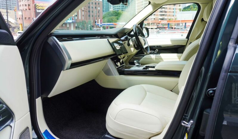 Land Rover New Range Rover P530 Autobiography LWB full