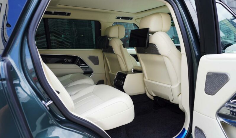 Land Rover New Range Rover P530 Autobiography LWB full
