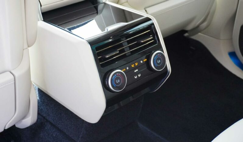 Land Rover New Range Rover P530 Autobiography LWB full
