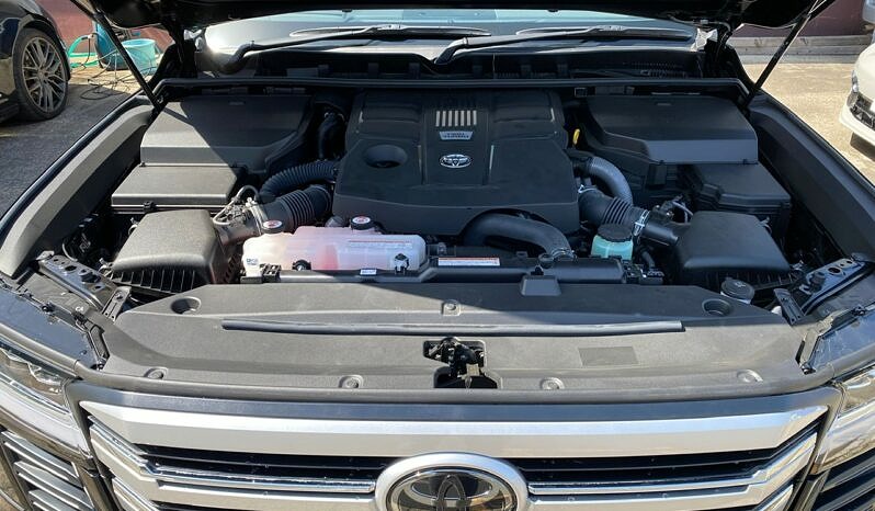 Toyota Land Cruiser ZX 3.5 (300 Series) full