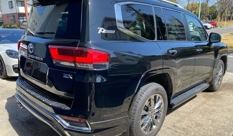 Toyota Land Cruiser ZX 3.5 (300 Series) full