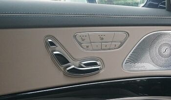 Mercedes-Benz S600 Maybach V12 full