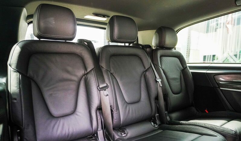 Mercedes Benz EQV 300 Sport Premium (Luxury Rear Seats) full