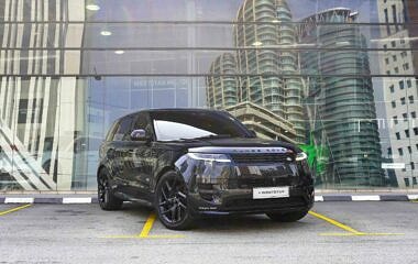 Land Rover New Range Rover Sport D300 SE Dynamic