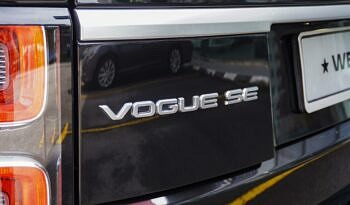 Land Rover Range Rover Vogue SE TDV6 full