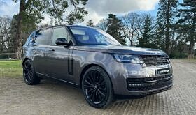 Land Rover New Range Rover P530 First Edition