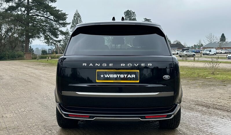 Land Rover New Range Rover P400 SE full