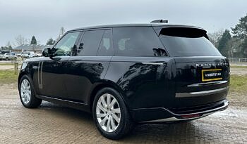 Land Rover New Range Rover P400 SE full
