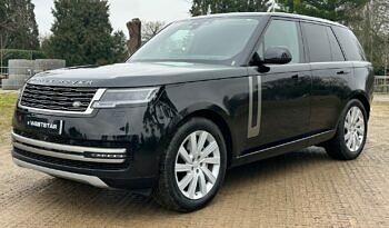 Land Rover New Range Rover P400 SE full