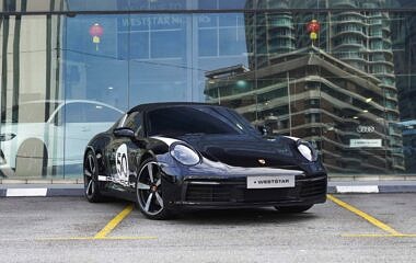 Porsche 911 (992) Targa 4S Heritage