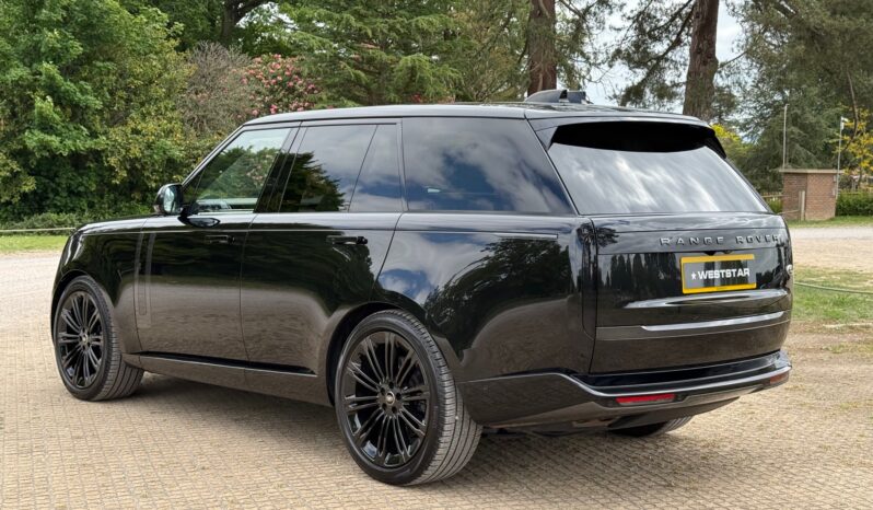 Land Rover New Range Rover P530 First Edition full