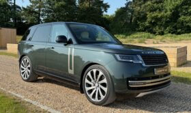 Land Rover New Range Rover P400 SE