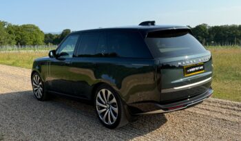 Land Rover New Range Rover P400 SE full