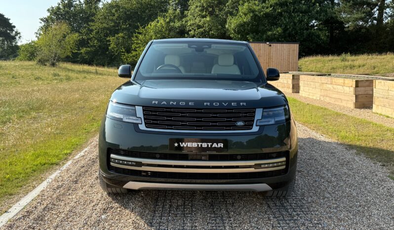 Land Rover New Range Rover P400 SE full