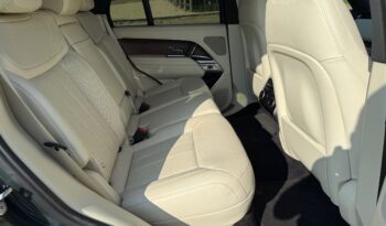Land Rover New Range Rover P400 SE full