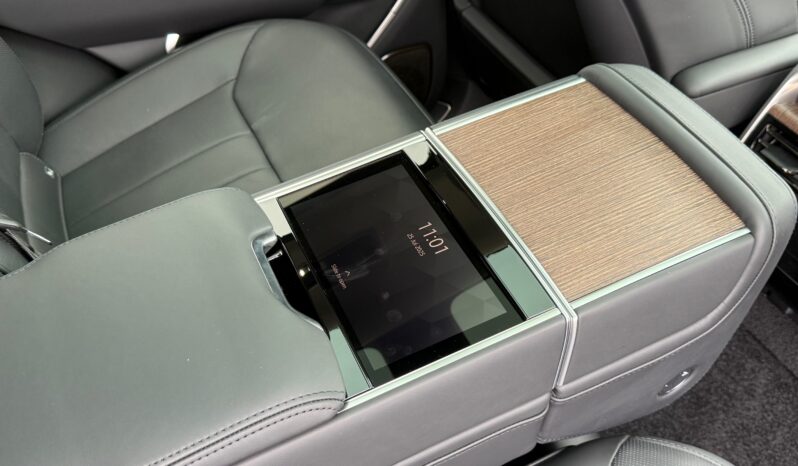 Land Rover New Range Rover P530 Autobiography full