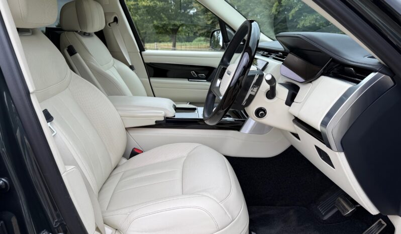 Land Rover New Range Rover P530 Autobiography LWB full