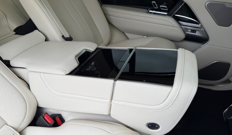 Land Rover New Range Rover P530 Autobiography LWB full