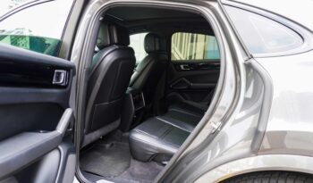 Porsche Cayenne Coupe full