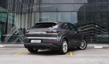 Porsche Cayenne Coupe full