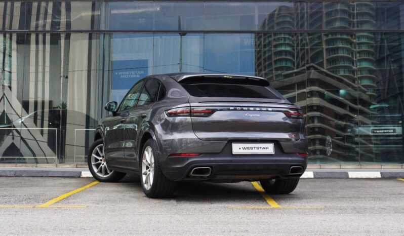 Porsche Cayenne Coupe full