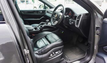Porsche Cayenne Coupe full