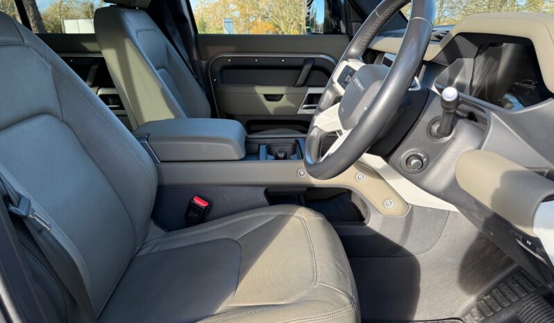 Land Rover Defender 110 P400 XS Edition – 7 Seat full