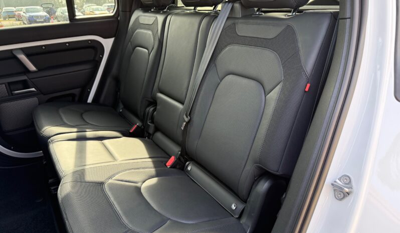 Land Rover Defender 110 P300 X-Dynamic HSE – 7 Seat full