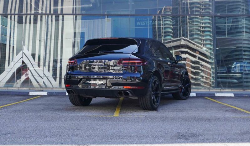 Porsche Macan Turbo full