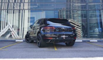 Porsche Macan Turbo full