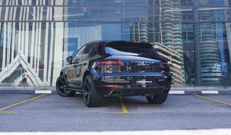 Porsche Macan Turbo full